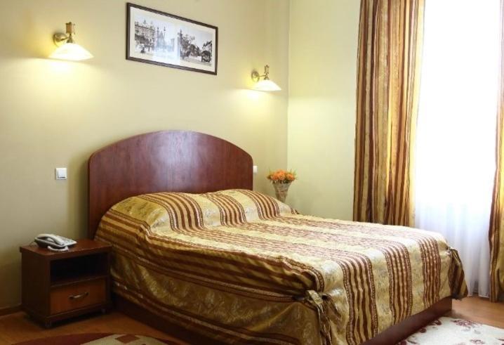 Hotel Соняхи Zimna Voda Esterno foto